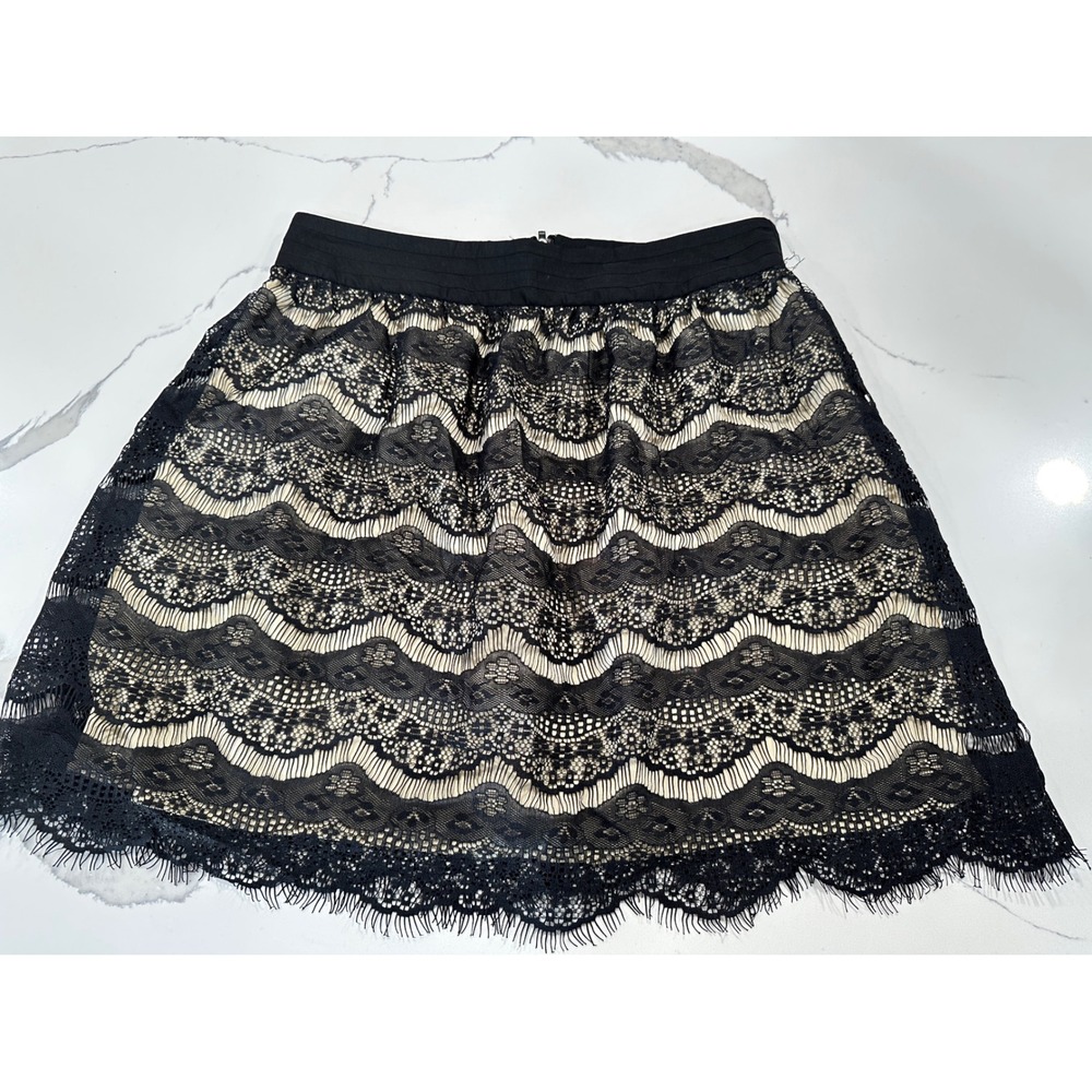 Heart Crush Black Lace Mini Skirt Tan Lining Scalloped Hem‎ Size 5